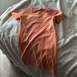 Lululemon swiftly short sleeve